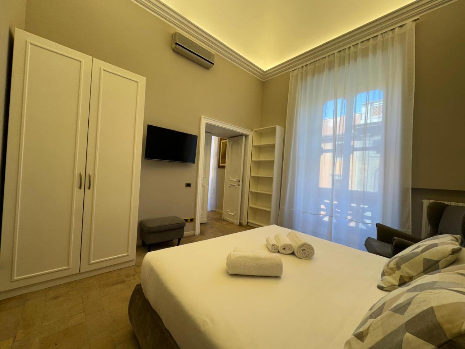 Lux Apartment Cavour โรม ภายนอก รูปภาพ
